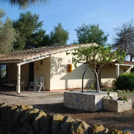 Punta Milocca Sleeps 2 Wifi T764405 Apartment Terrauzza