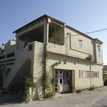 Punta Milocca Sleeps 2 Wifi T764405 Apartment Terrauzza